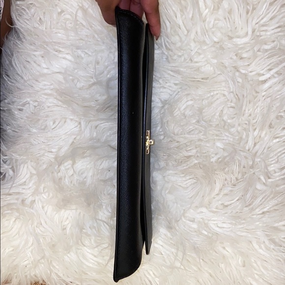 Brand new Tory Burch evening black clutch 🖤 - Picture 2 of 6